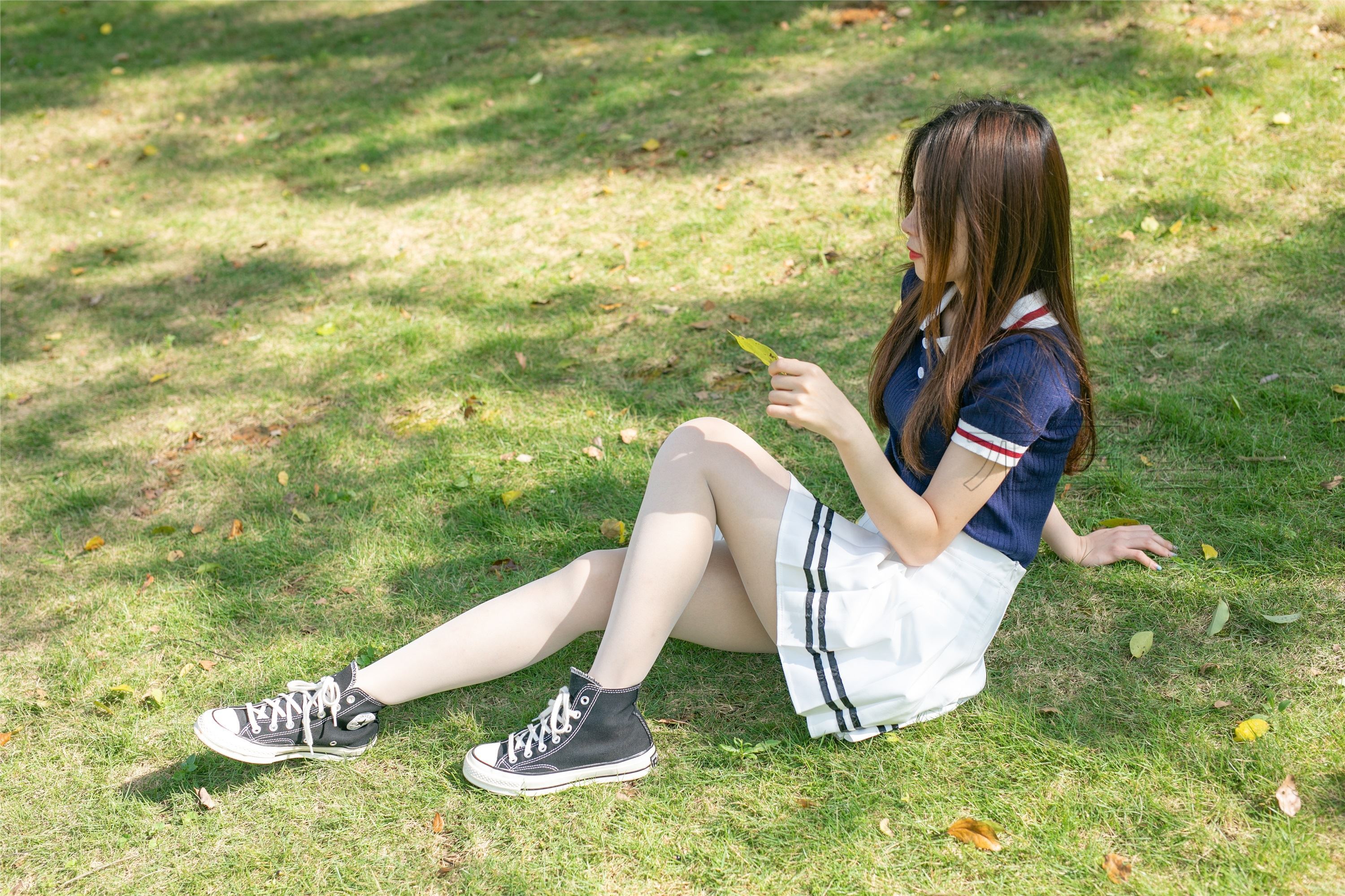 尤蜜丝 穿搭写真 NO.035